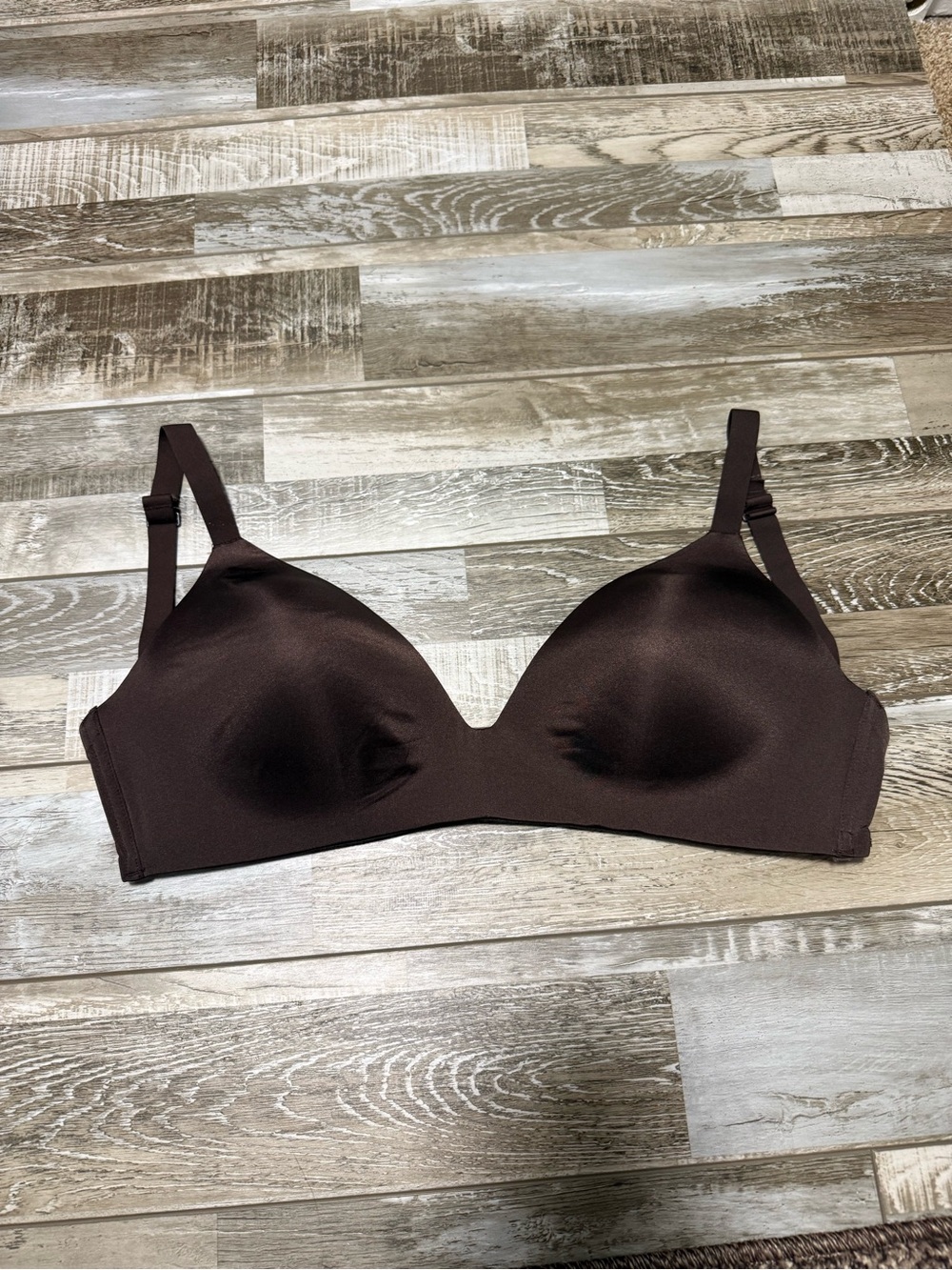 SKIMS Wireless Form T-shirt Bra Size 34H Coffee Brown Seamless Support